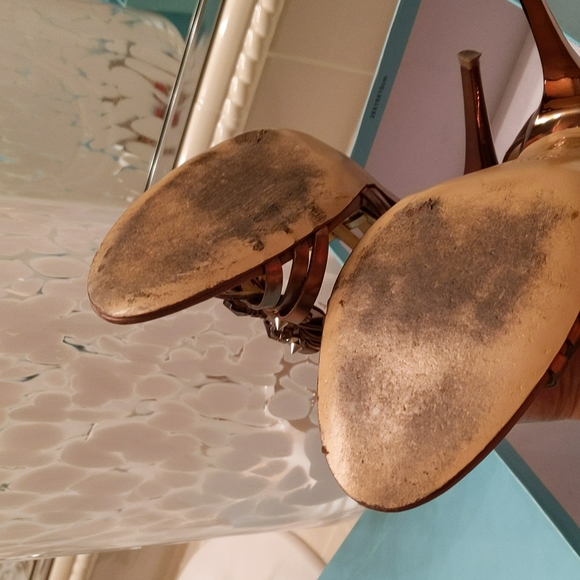 GUESS BY MARCIANO bronze heel - Picture 14 of 15